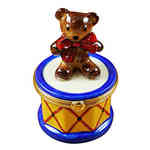 Magnifique Bear on Drum
