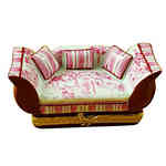 Magnifique Pink Toile Sofa with Pillows