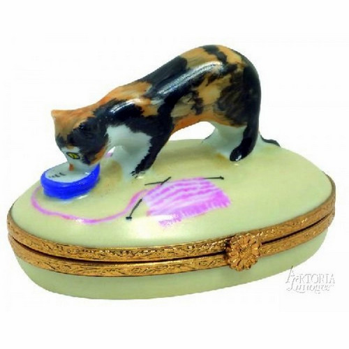 Artoria Tortoise Shell Cat Box Limoges Box