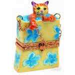 Artoria Kitty in Shopping Bag