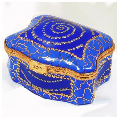 Artoria Odd Shape: New Millennium Limoges Box