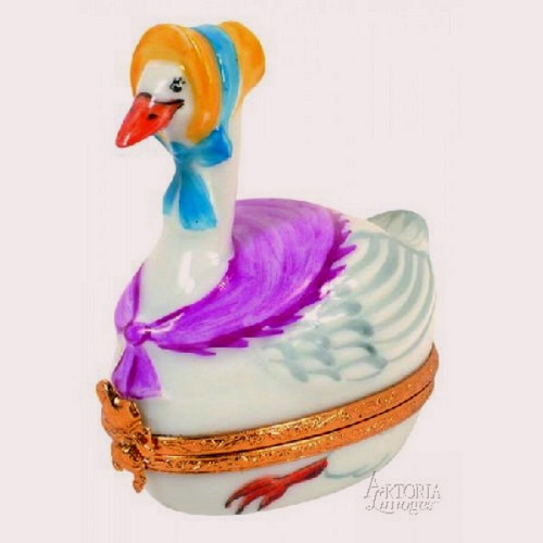 Artoria Mother Goose with Shawl Limoges Box