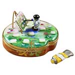 Rochard Monet Palette with Artist and Painting with Removable Tube of Paint